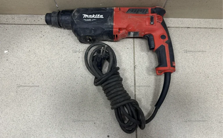 Перфоратор makita M8701