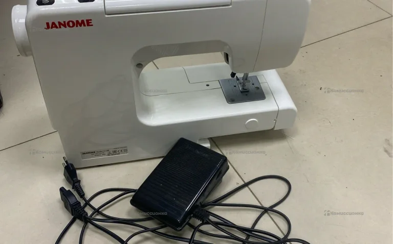Швейная машина  Janome 3112m
