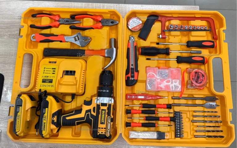 Шуруповерт Dewalt
