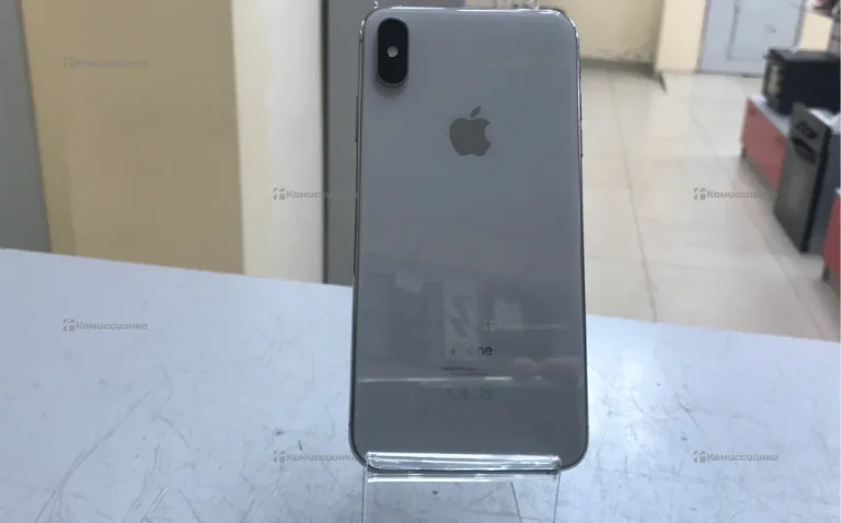 Apple iPhone XS Max 4/64 ГБ