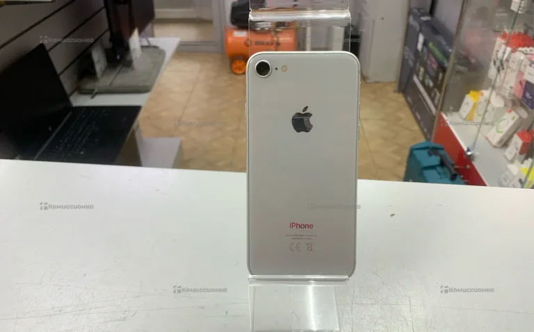 Apple iPhone 8 2/64 ГБ