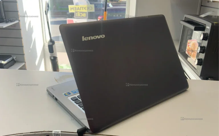 Ноутбук  Lenovo