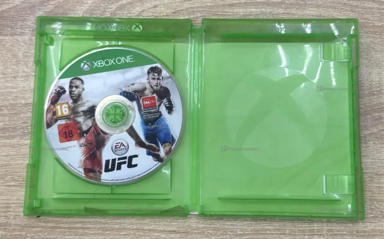 Диск для Xbox One UFC