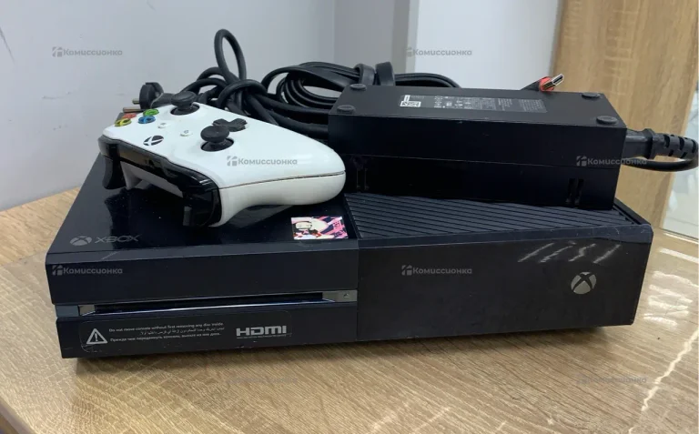 Приставка Xbox  One Fat 500GB