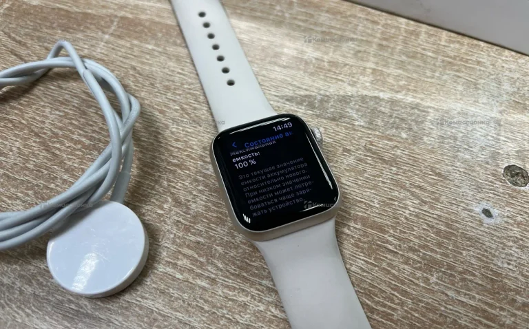 Часы  Apple Watch SE 2 40mm