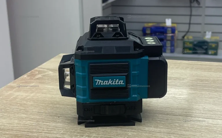 Лазерный уровень Makita 4D