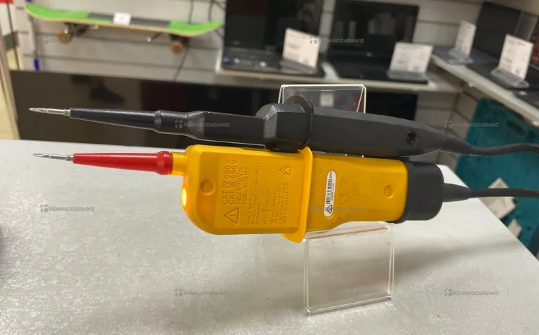 Тестер напряжения Fluke T110