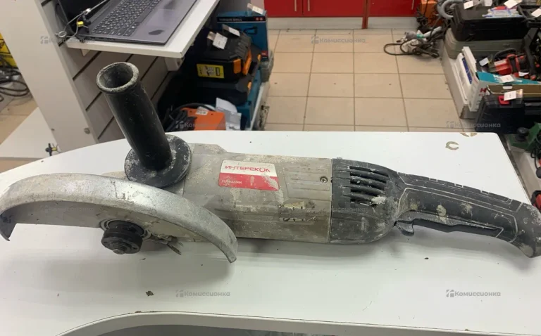 УШМ Интерскол УШМ-2324М.