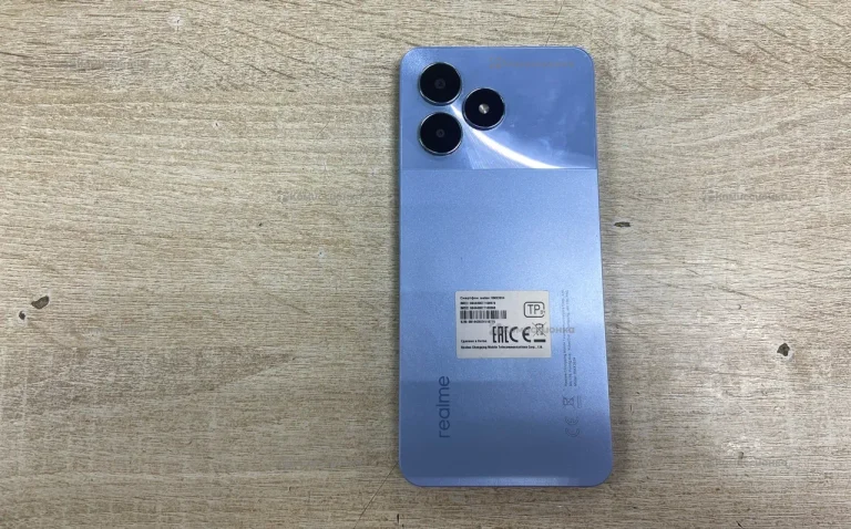 Realme note 50