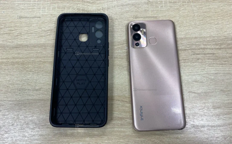 Infinix Hot 12 Play 4/64 ГБ