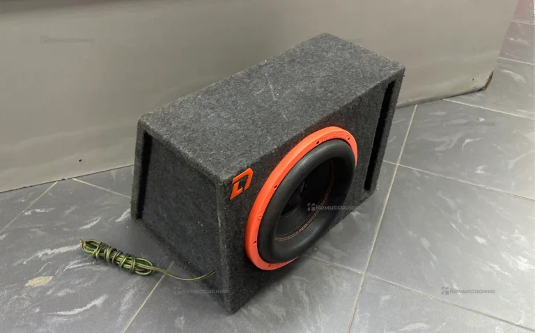 Сабвуфер  DL audio