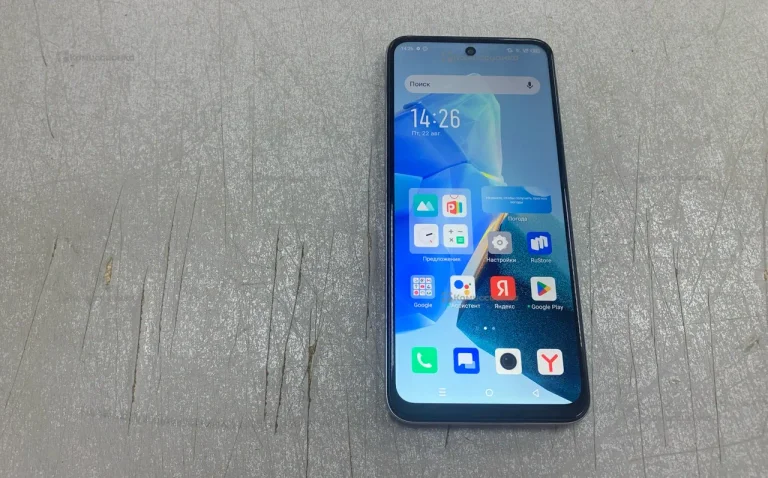 Infinix Hot 30 Play 8/128 ГБ
