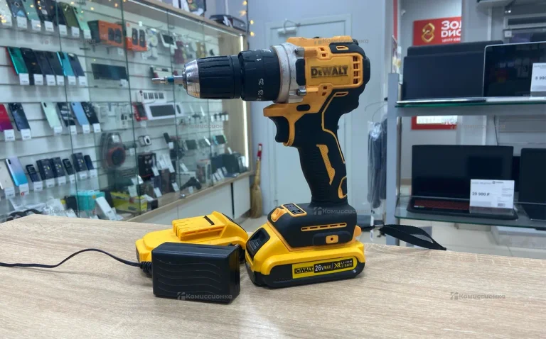Аккумуляторная дрель-шуруповерт Dewalt 26V