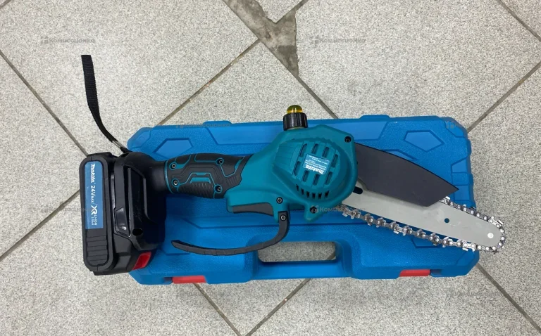 Электропила аккумуляторная Makita