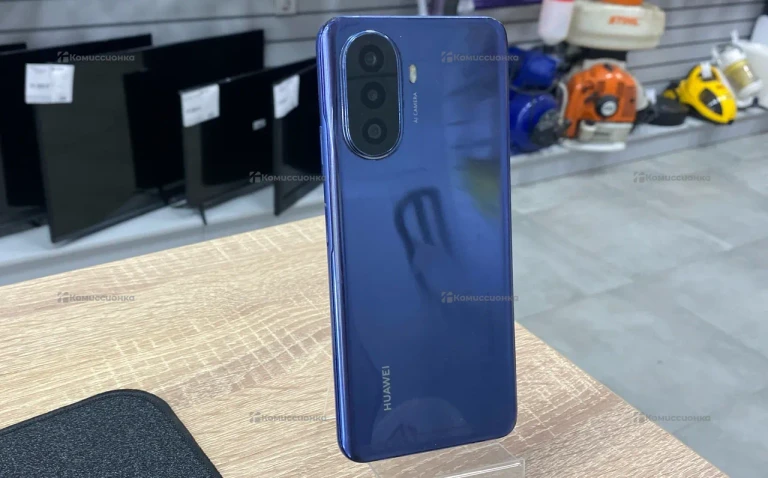 Huawei NOVA Y704/64