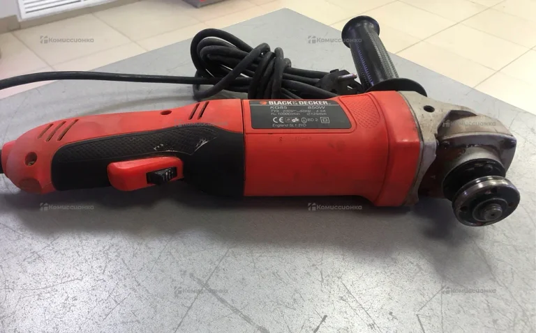 Ушм Black+Decker KG85