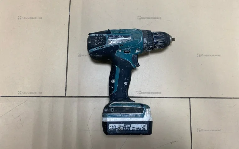 Дрель-шуруповерт makita DF347D