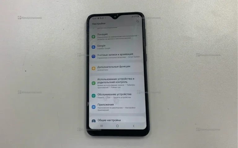 Samsung Galaxy A10 3/32 ГБ