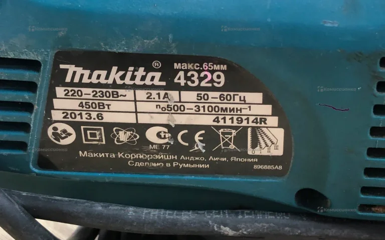 Электрический лобзик Makita 4329