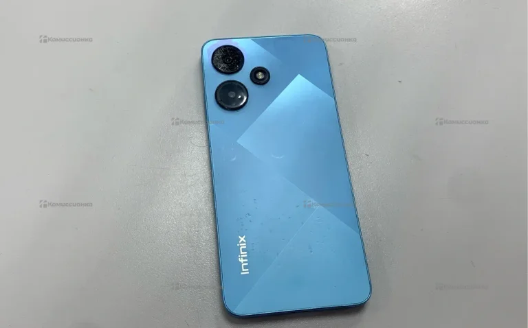 Infinix Hot 30i 4/64 ГБ