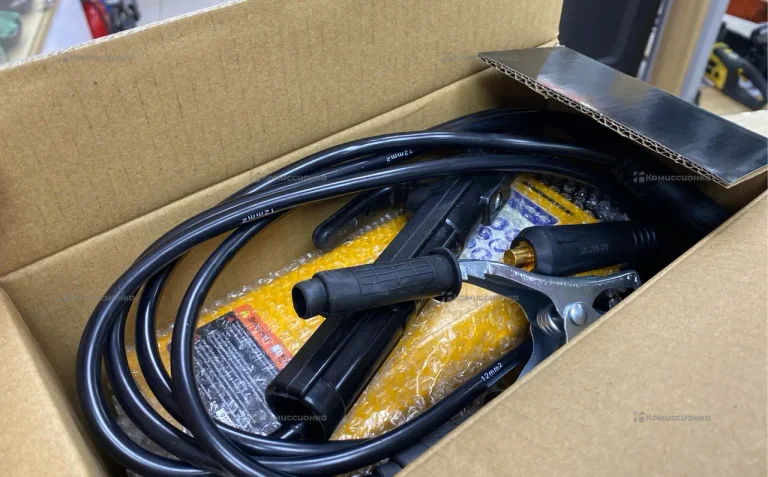 Сварочный аппарат Deko DKWM250A compact