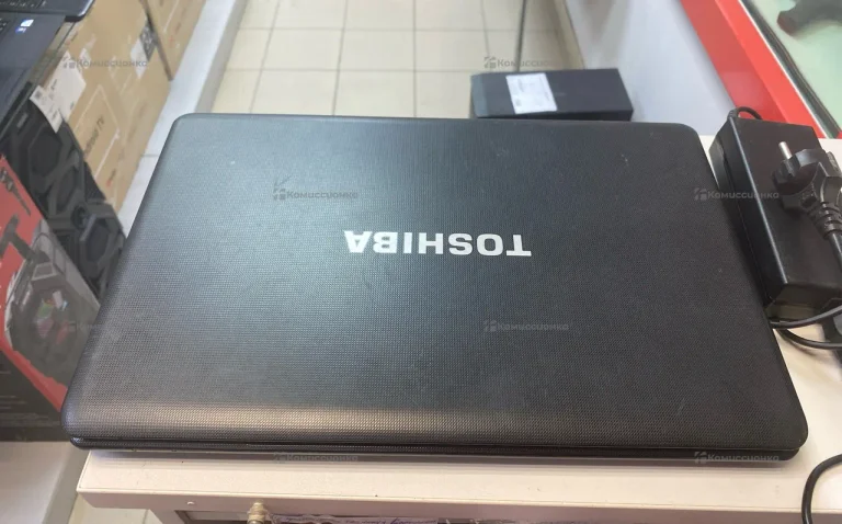 Ноутбук Toshiba Satelite C660