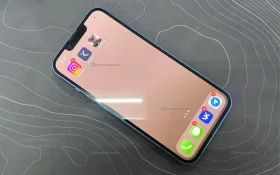 Apple iPhone 13 4/128 ГБ