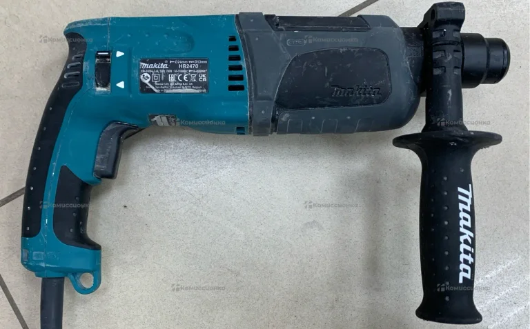 Перфоратор Makita HR2470 (2022 год)