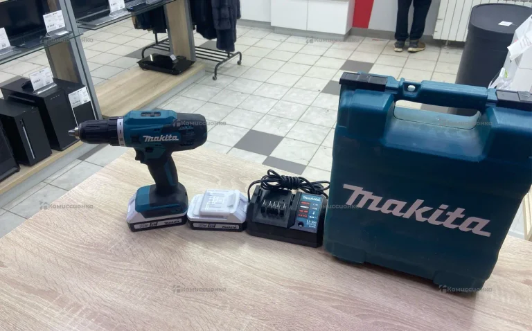 шуруповерт  makita DF488D
