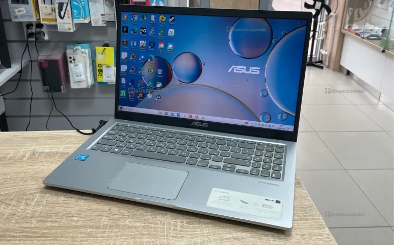 Ноутбук ASUS R565M