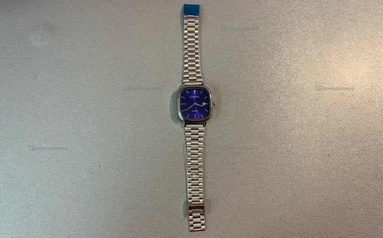 Часы  Casio