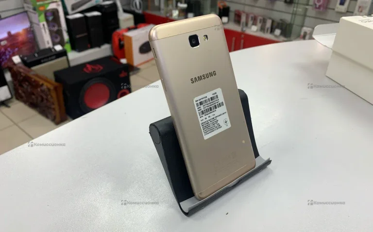 Samsung Galaxy J5 1.5/8 ГБ