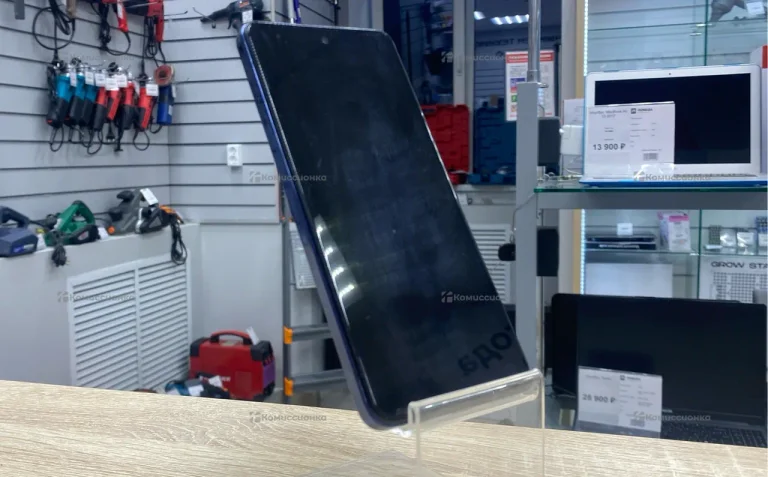 infinix hot 40: