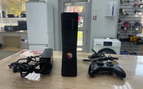 Приставка XBOX 360.