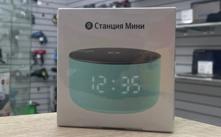 Колонка  яндекс станция мини с часами