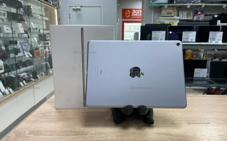 Планшет Apple iPad Pro 9.7 128Gb Wi-Fi
