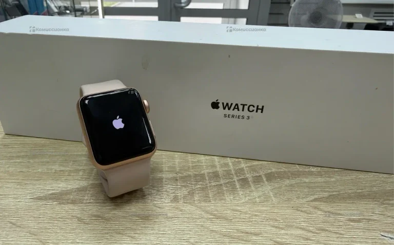 Часы  Apple Watch 3 38mm