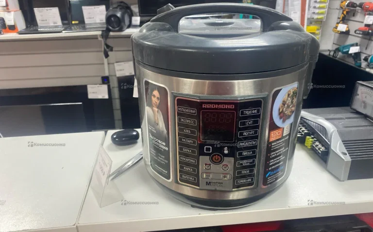 Мультиварка REDMOND RMC-M252