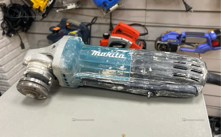 УШМ makita GA5034