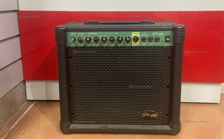 Гитарный комбик stagg 20 GA