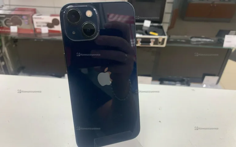 Apple iPhone 13 4/128 ГБ