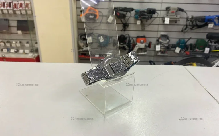 Часы Hublot