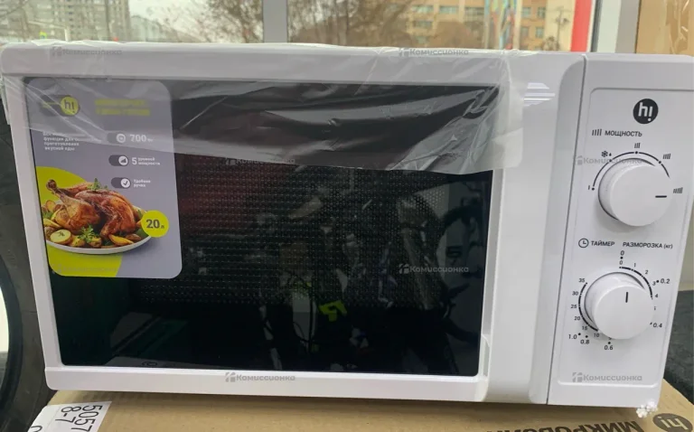 Микроволновая печь HI M020W05