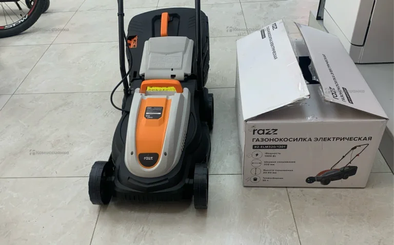Газонокосилка Razz