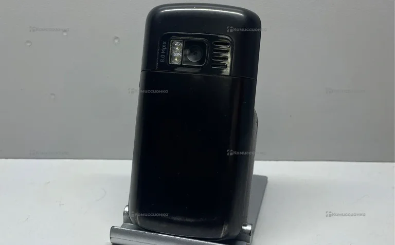 Nokia C6-01