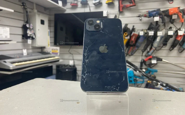 Apple iPhone 13 4/256 ГБ