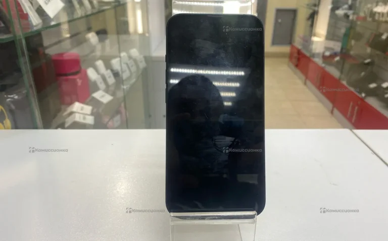 Apple iPhone 13 128 ГБ.