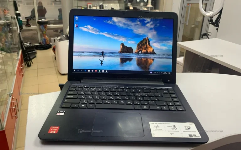 Ноутбук  Asus Vivo book E14 E402WA