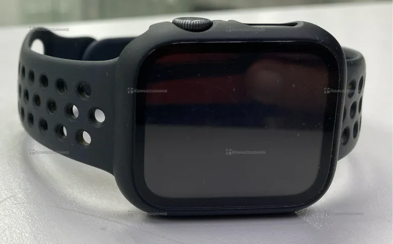 Часы  Apple watch 4 44mm / 80% Акб