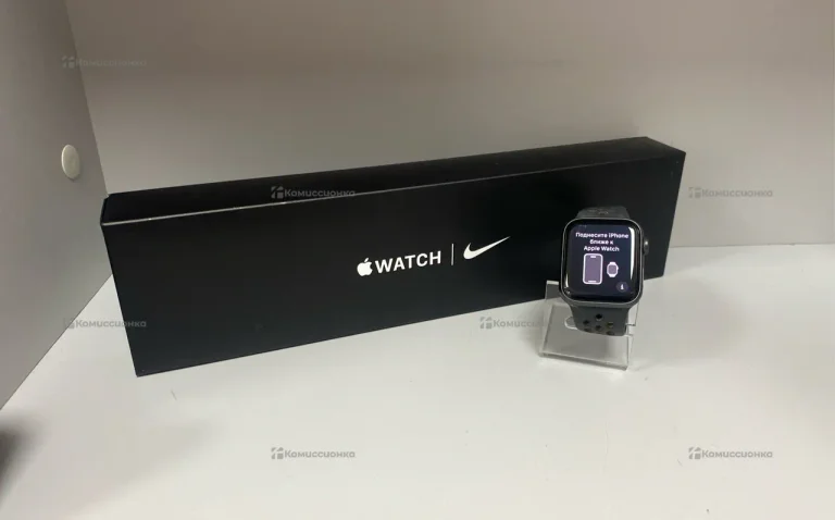 Часы Apple Watch SE 40mm